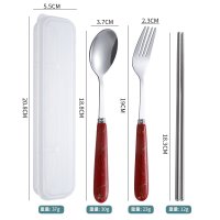 Transparent Box + Glossy Chopsticks + Lightning Handle Round Spoon & Fork (Red) / علبة شفافة + عيدان طعام لامعة + ملعقة وشوكة بمقبض برق (أحمر)